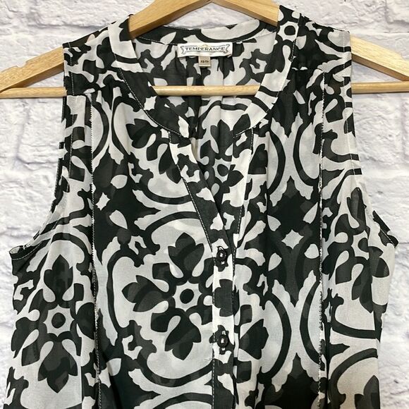 TEMPERANCE Sleeveless Peplum Blouse Size Extra Small - Picture 3 of 10